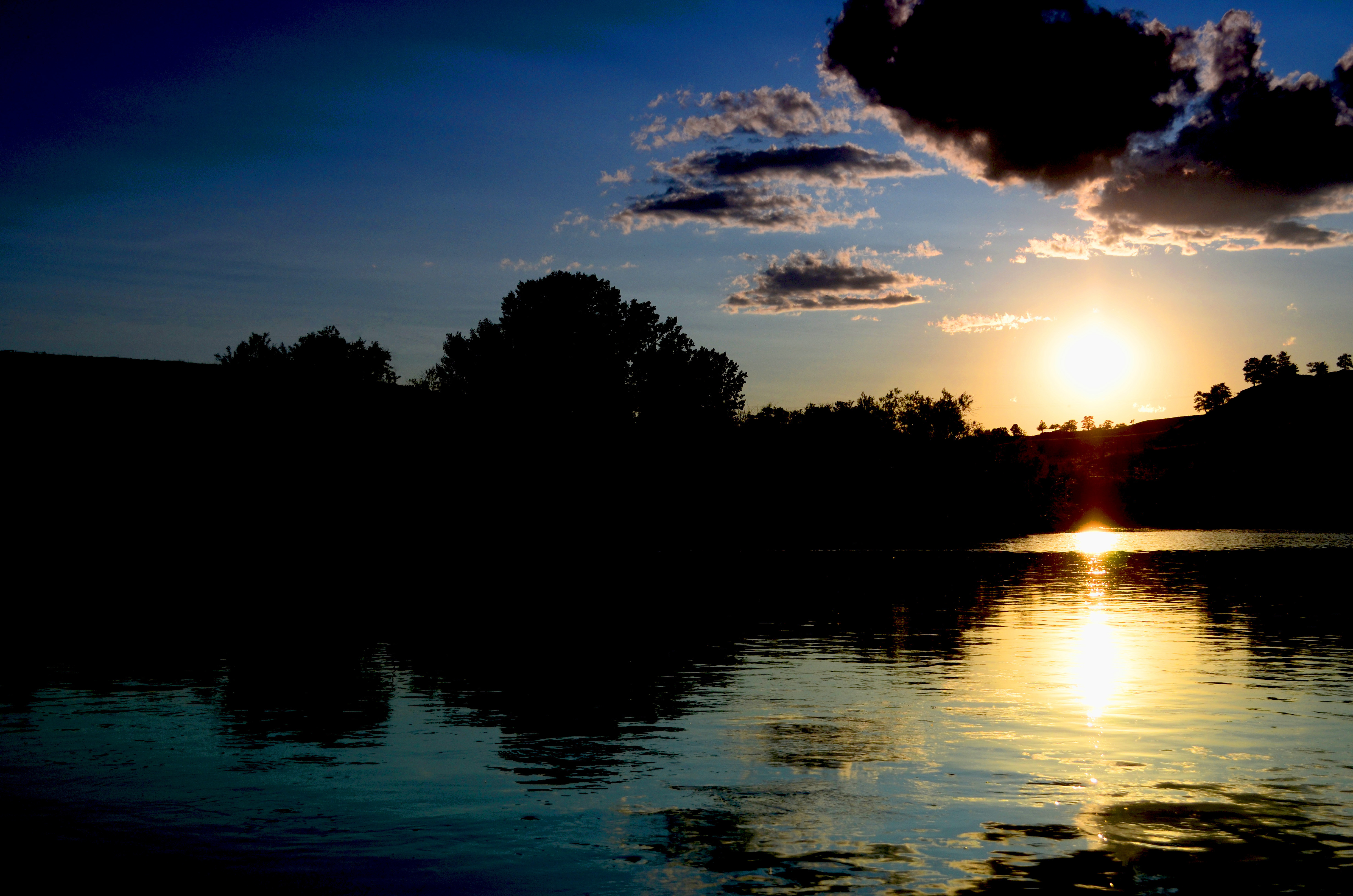 misouri river sunset